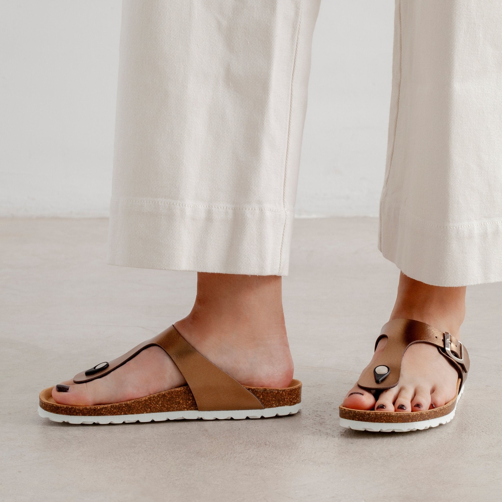 malaga-vegan-leather-cork-